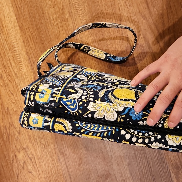 Vera Bradley TSA checkpoint friendly laptop  bag Ellie Blue Elephant print - Picture 6 of 6